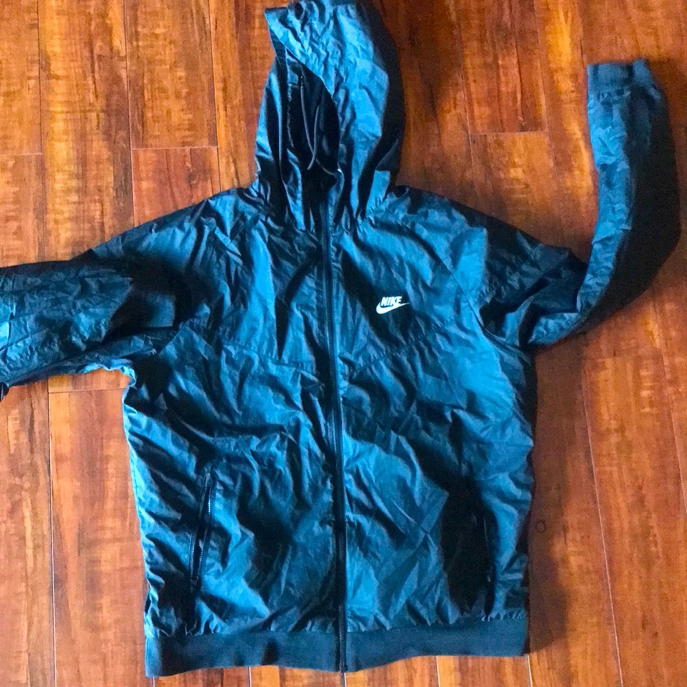 Nike Varsity Windbreak